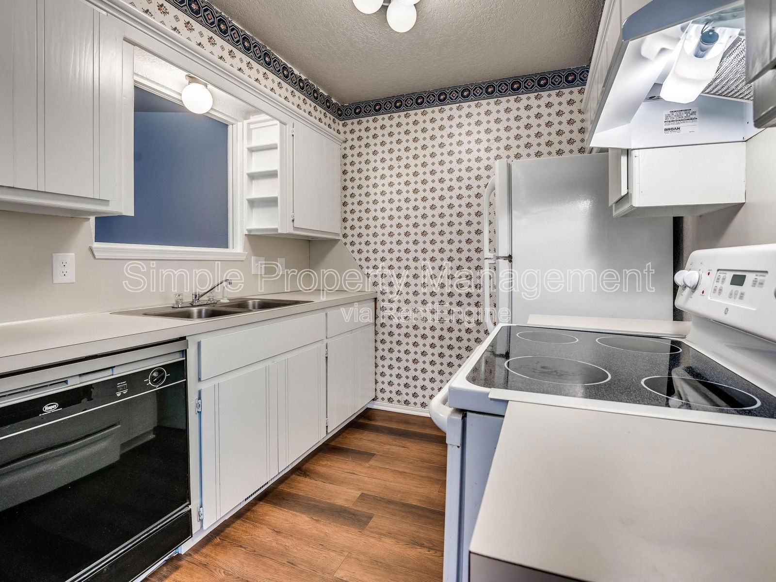 Gallery Image 9