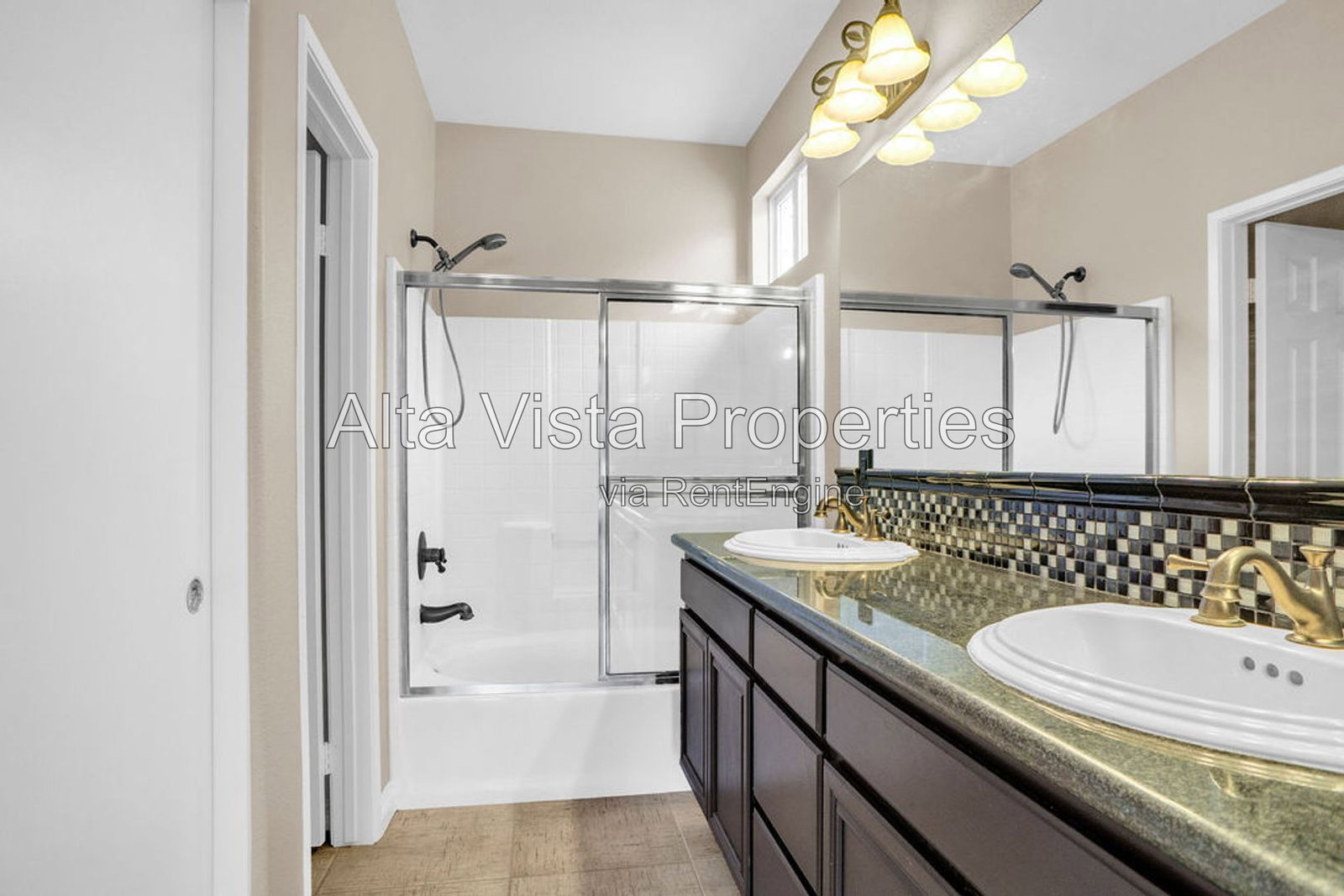 Gallery Image 21