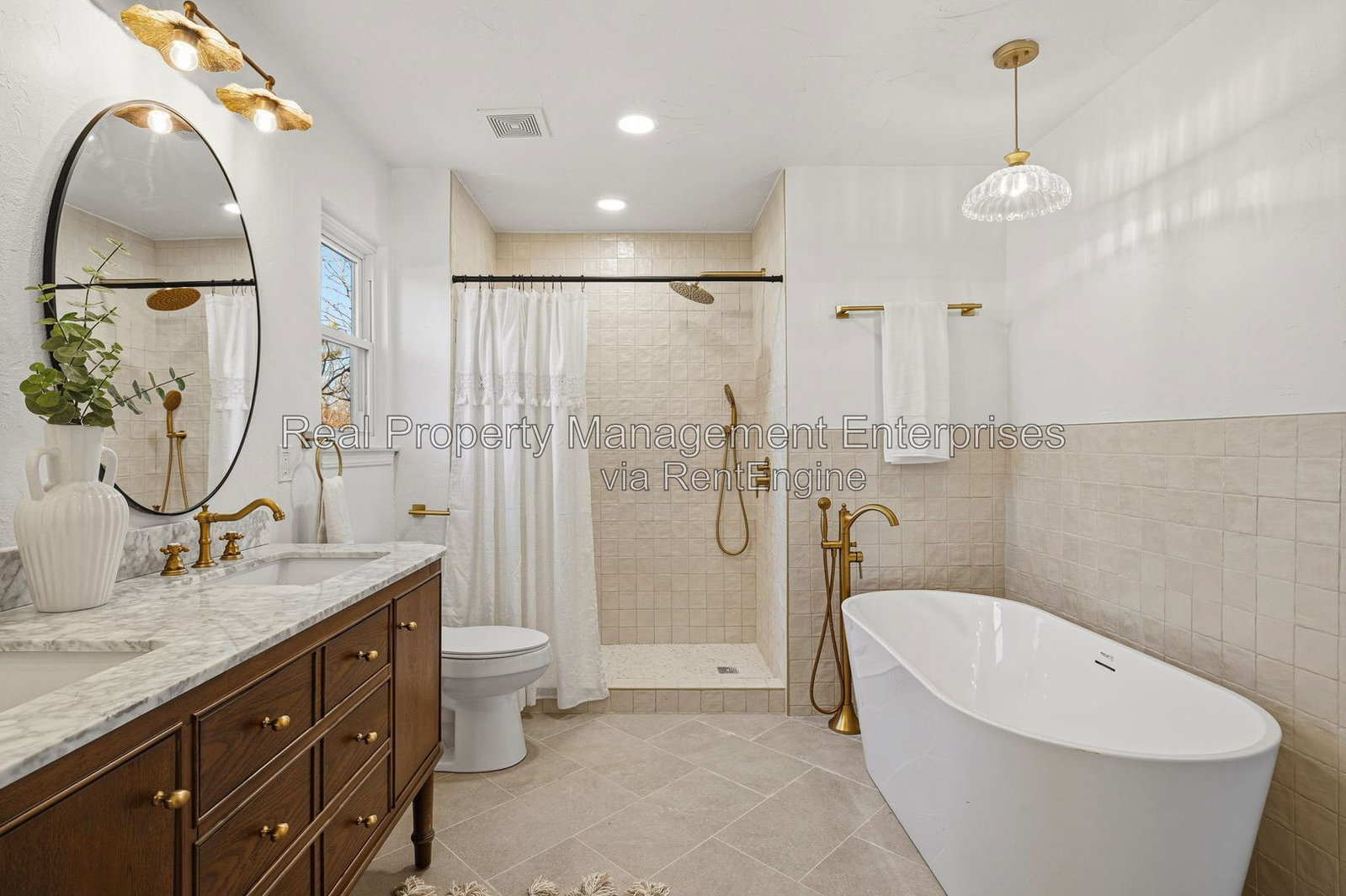 Gallery Image 38