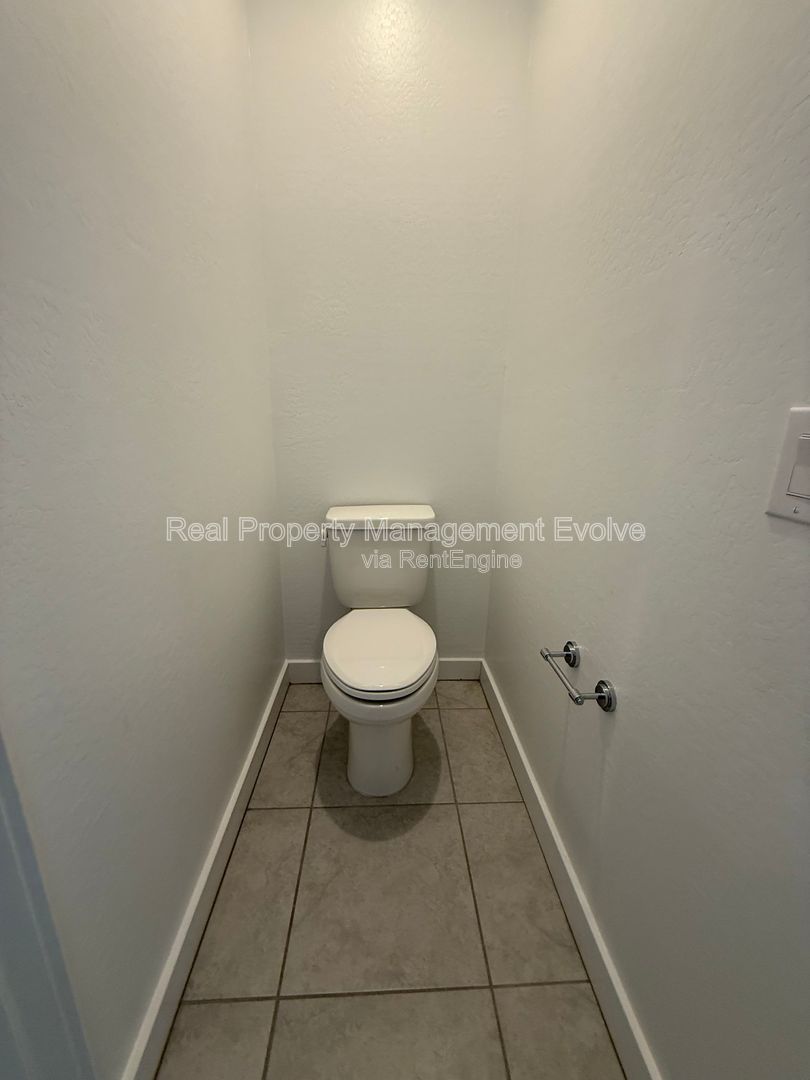 Gallery Image 16
