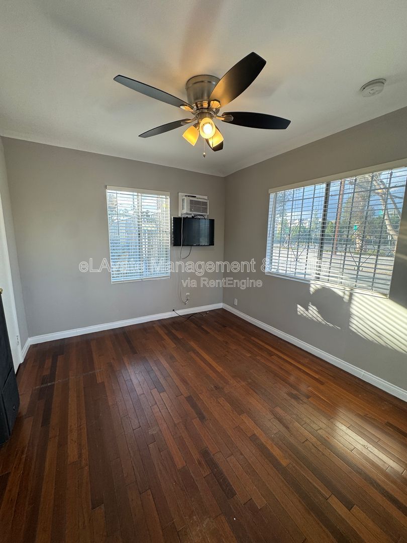 Gallery Image 7