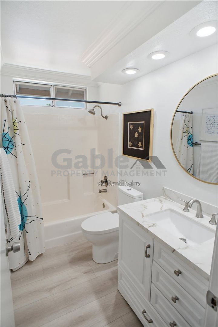 Gallery Image 17