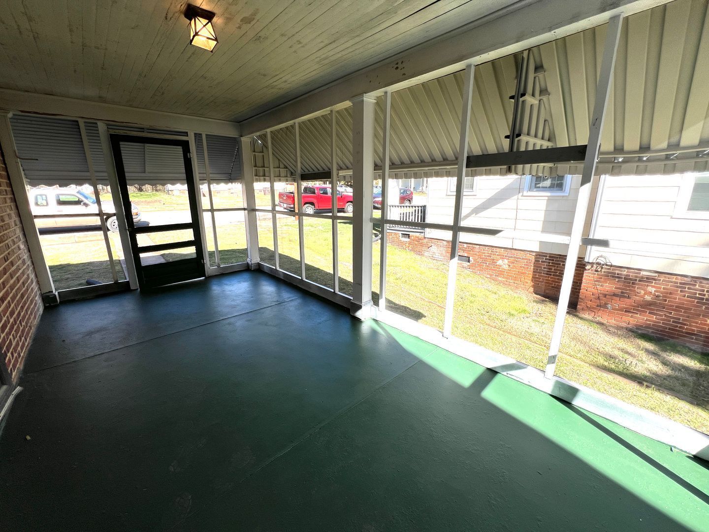Gallery Image 16