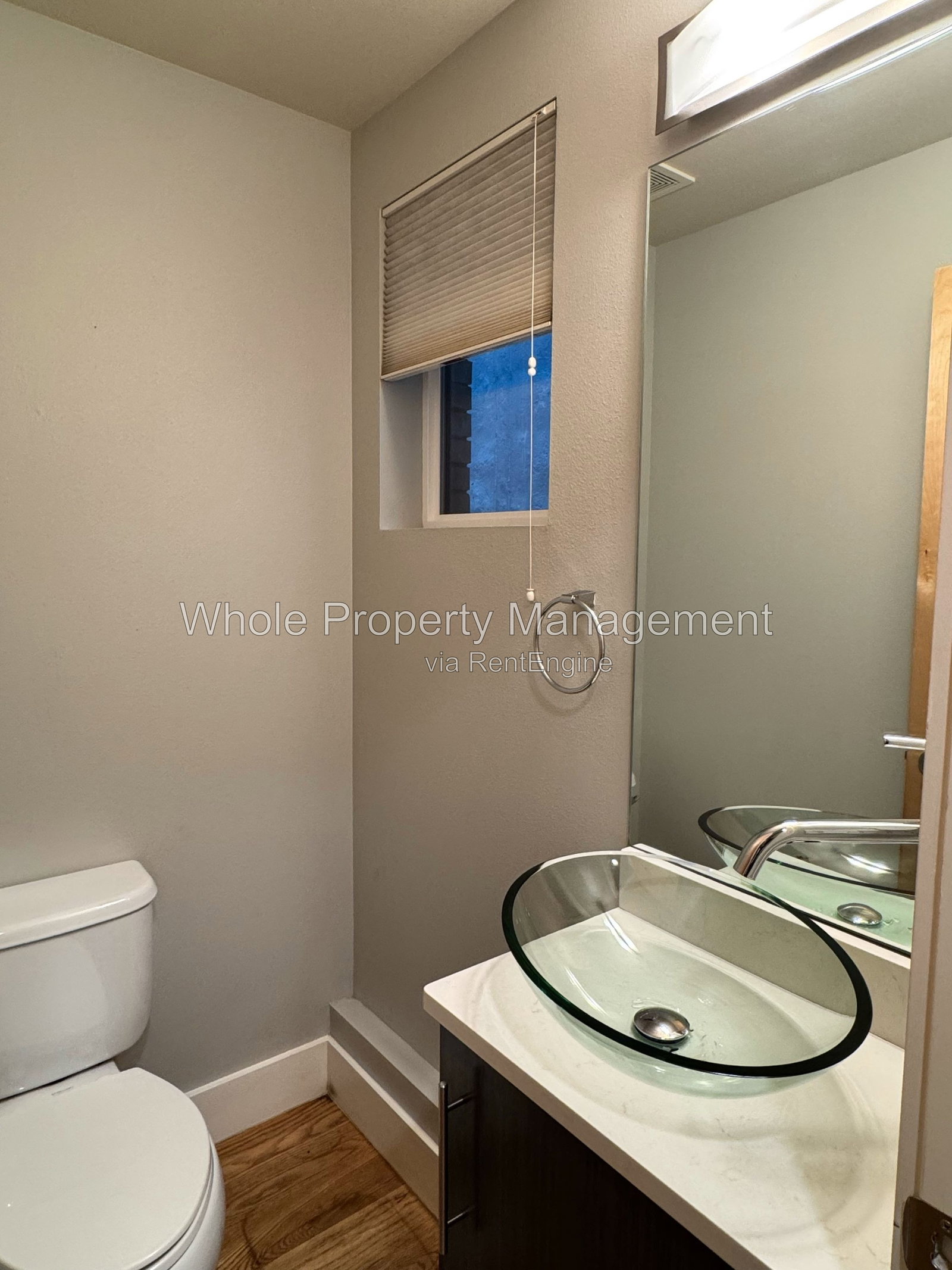 Gallery Image 18