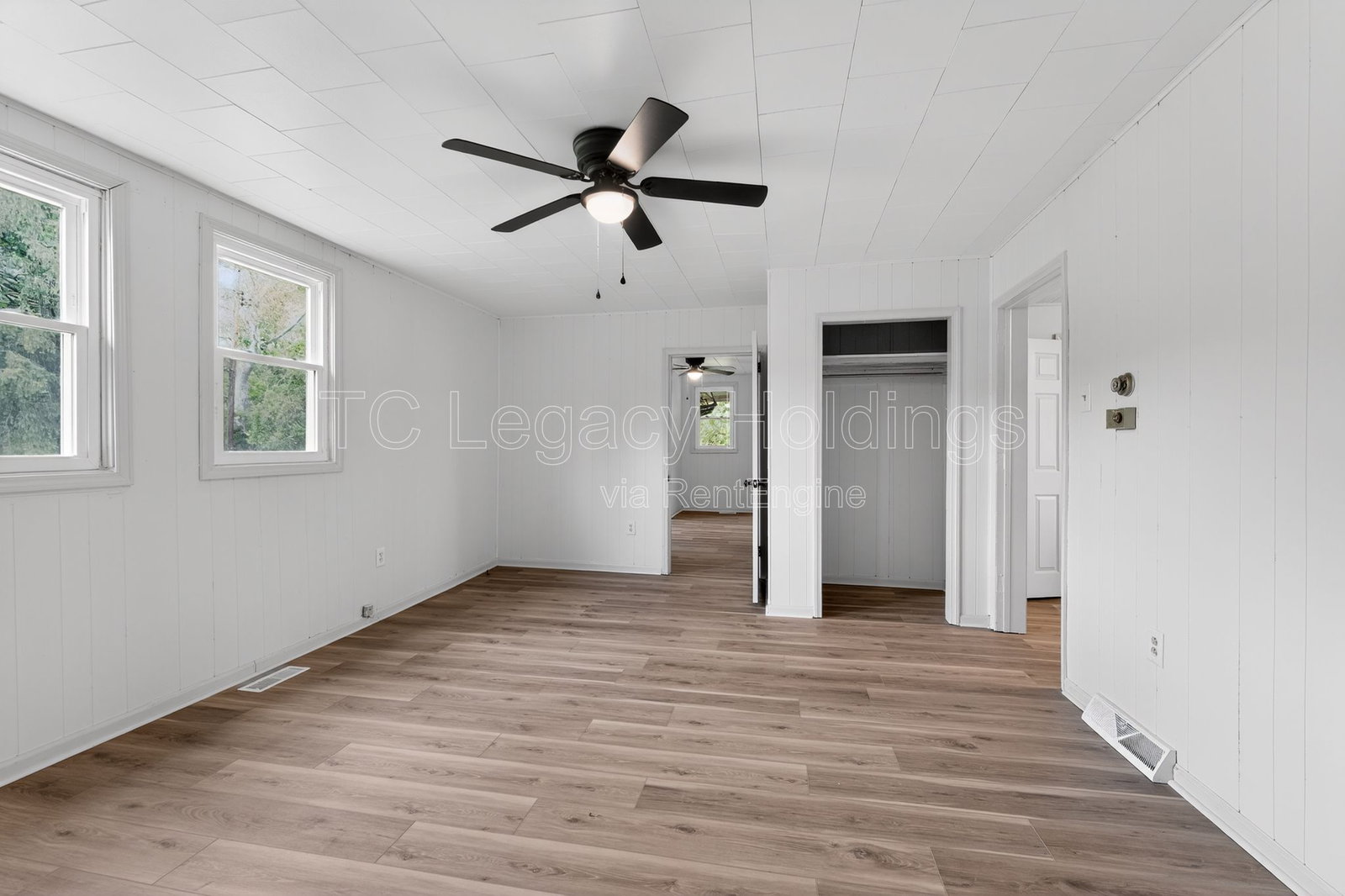 Gallery Image 19
