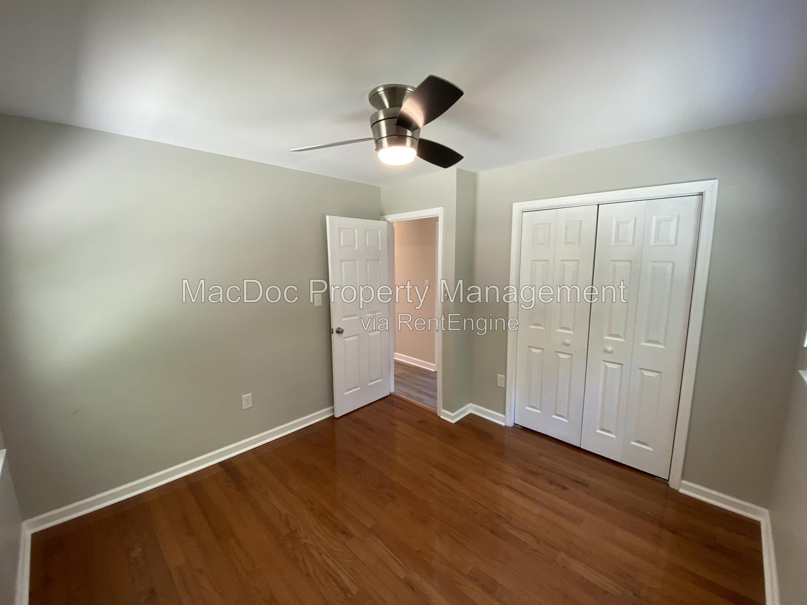 Gallery Image 22