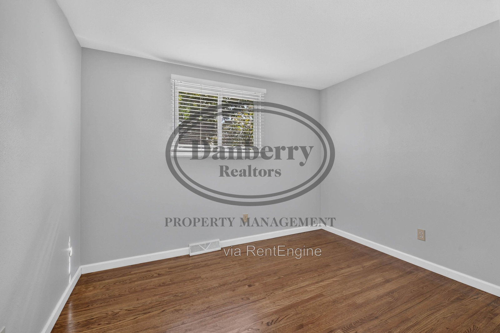 Gallery Image 19