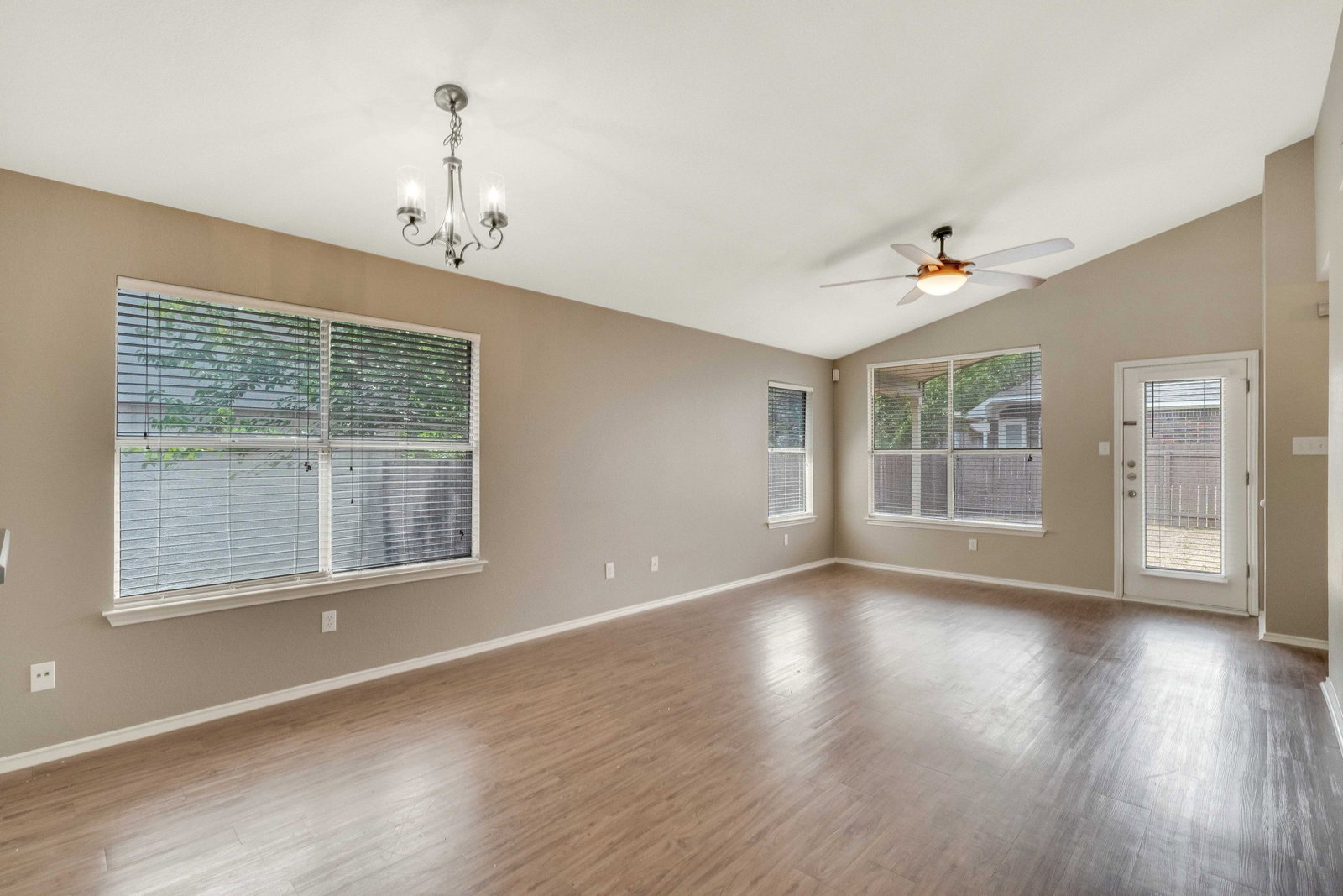 Gallery Image 8