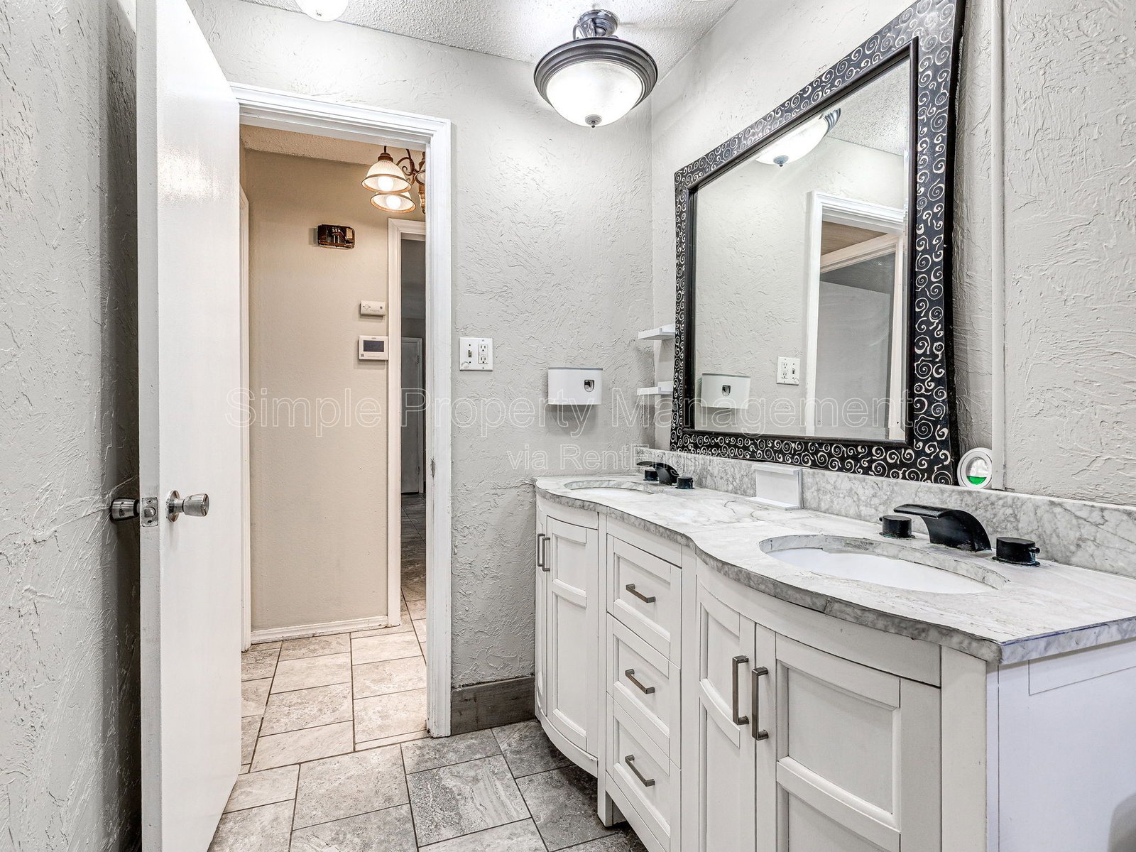 Gallery Image 16