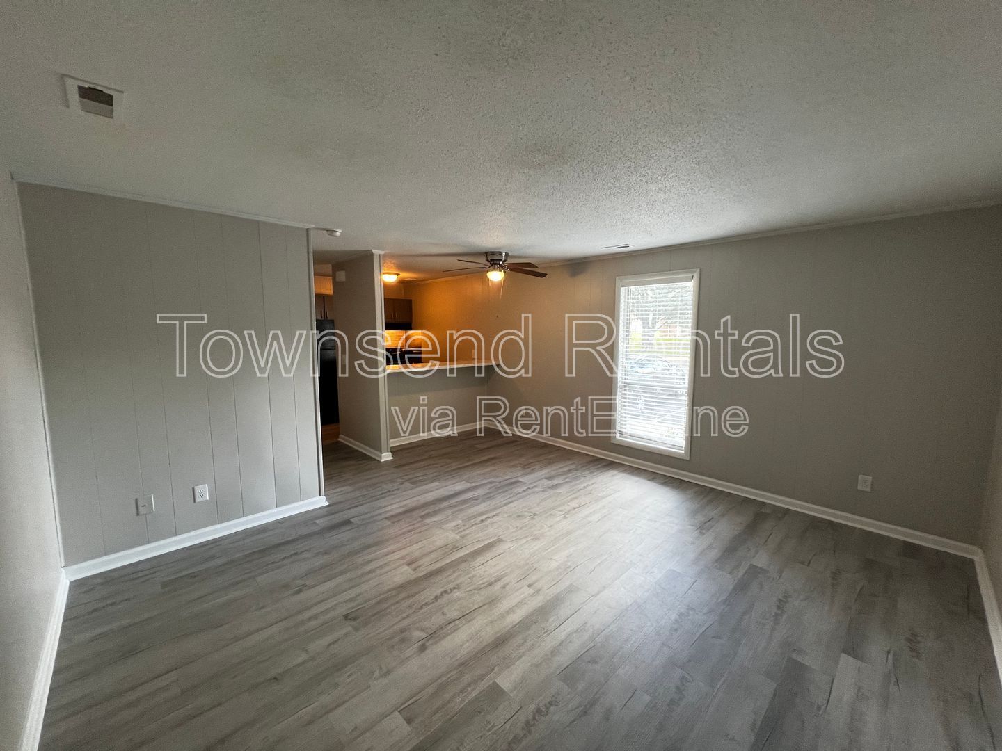 Gallery Image 0