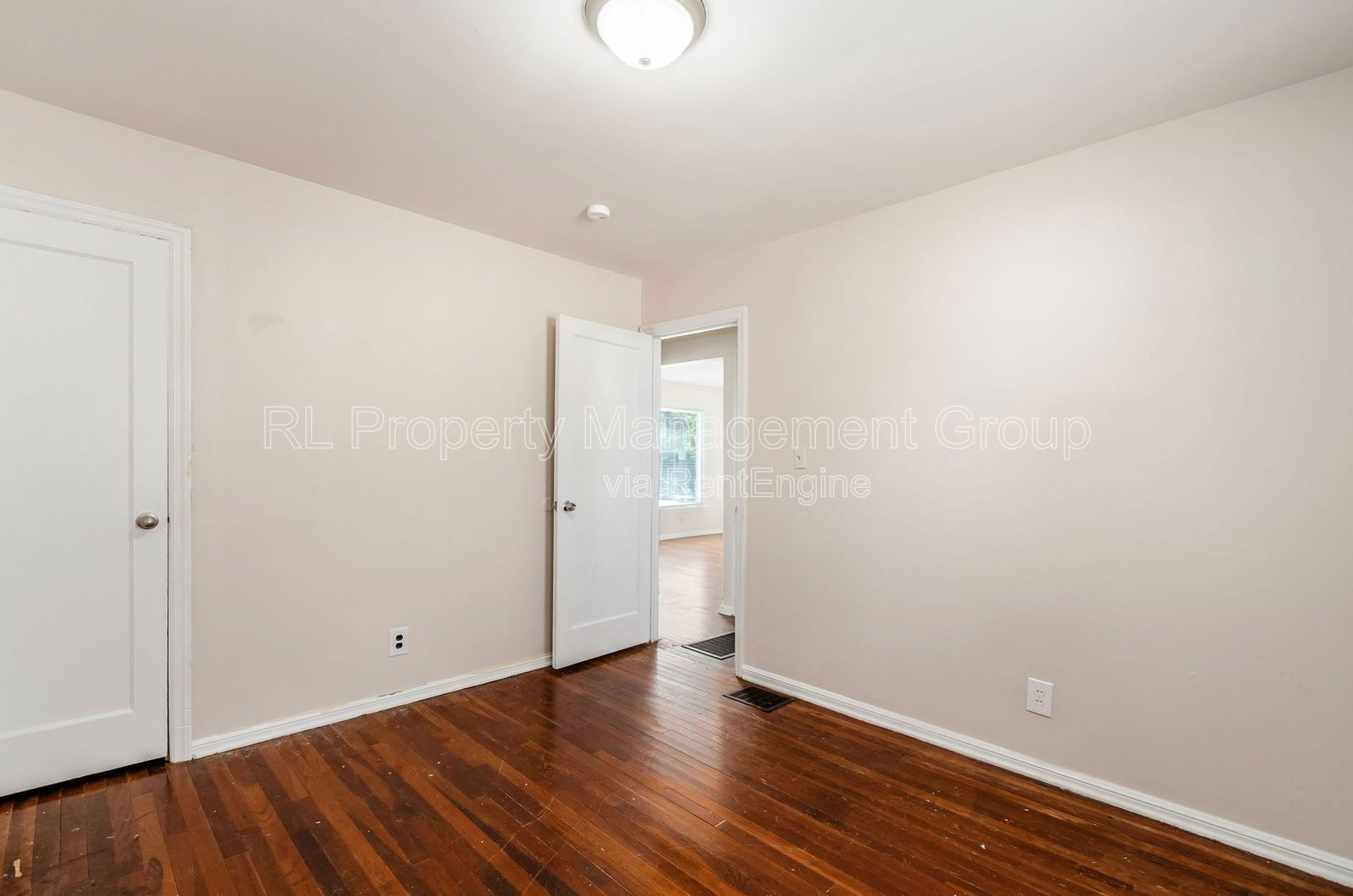 Gallery Image 14