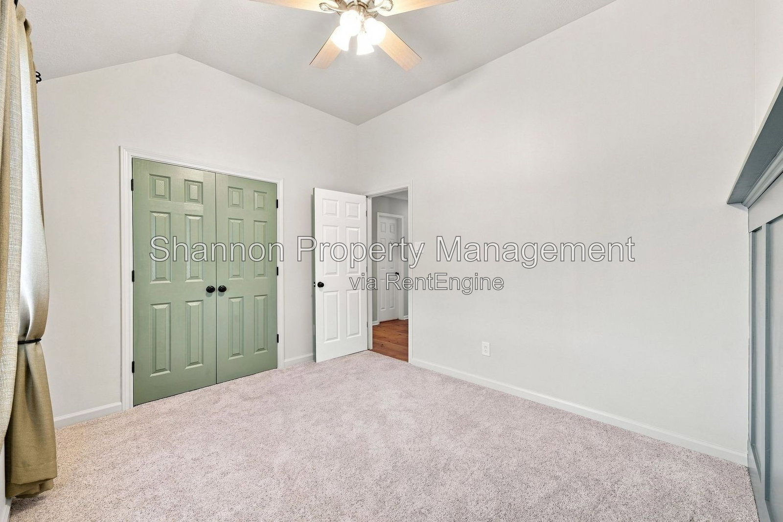 Gallery Image 23