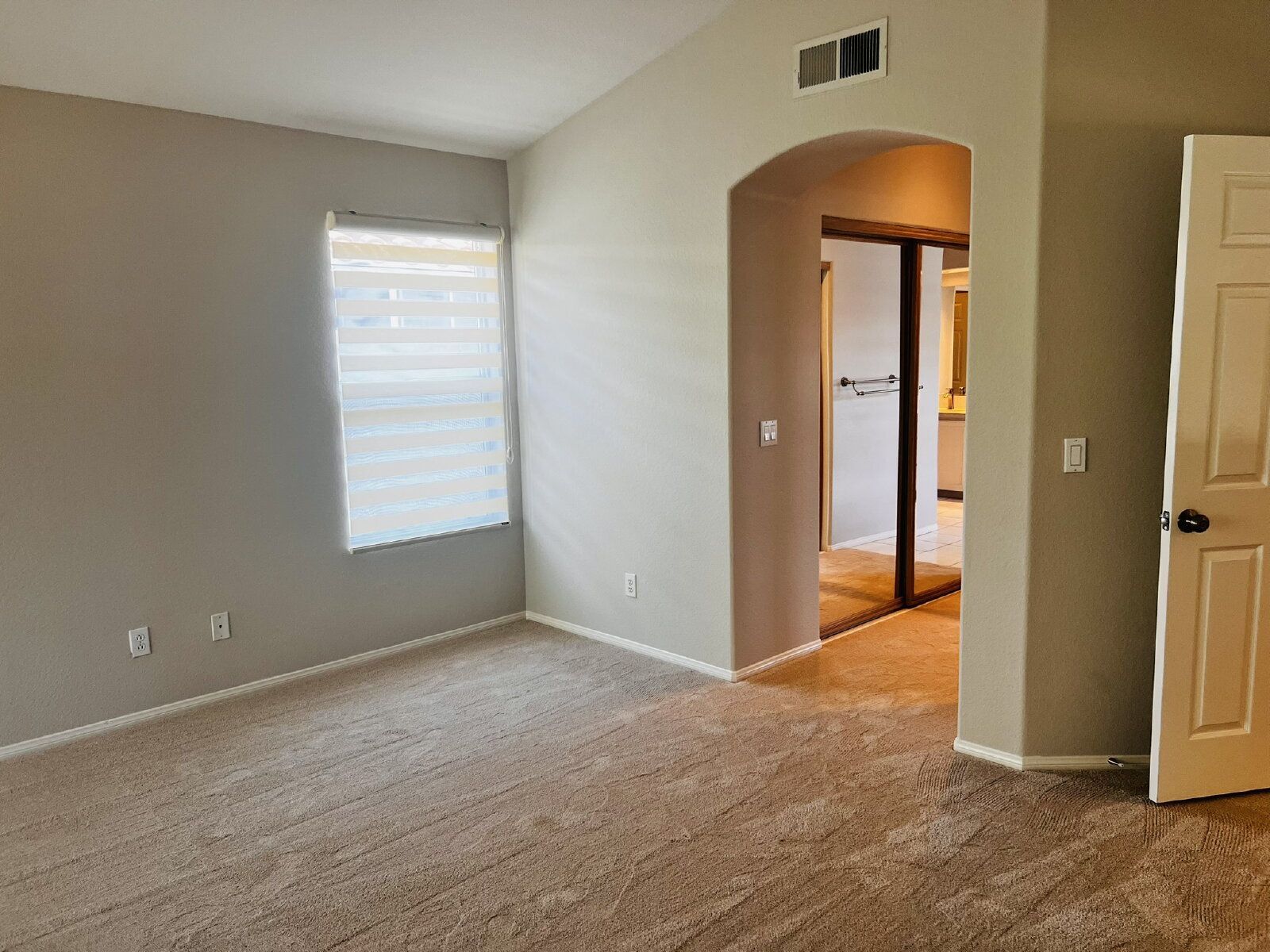 Gallery Image 37