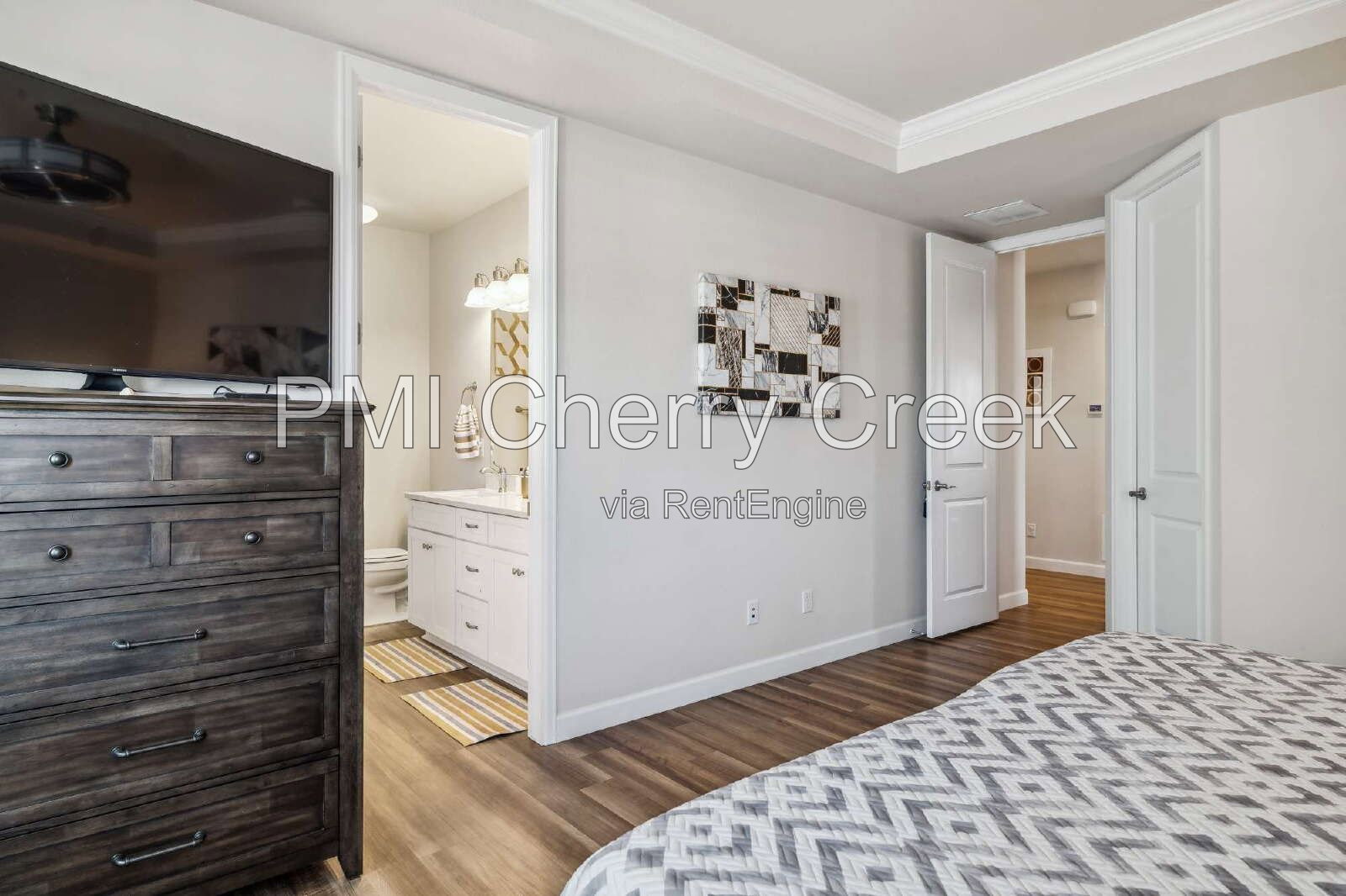 Gallery Image 16