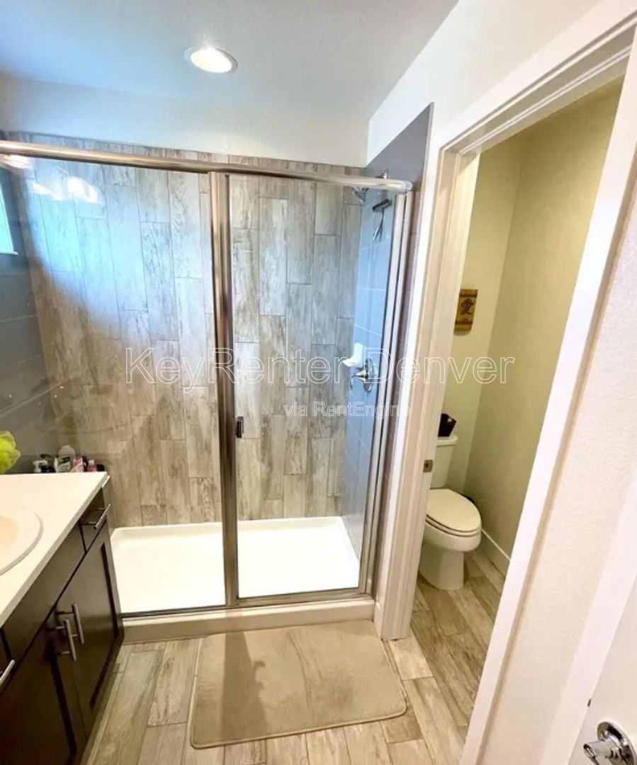 Gallery Image 15