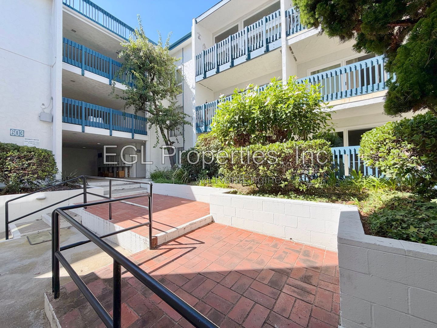 Gallery Image 17