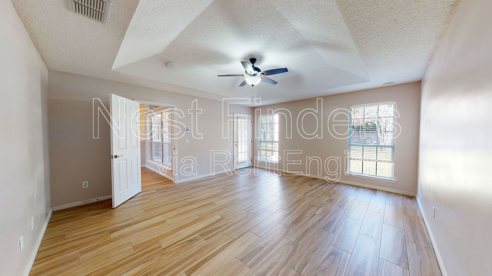 Gallery Image 19