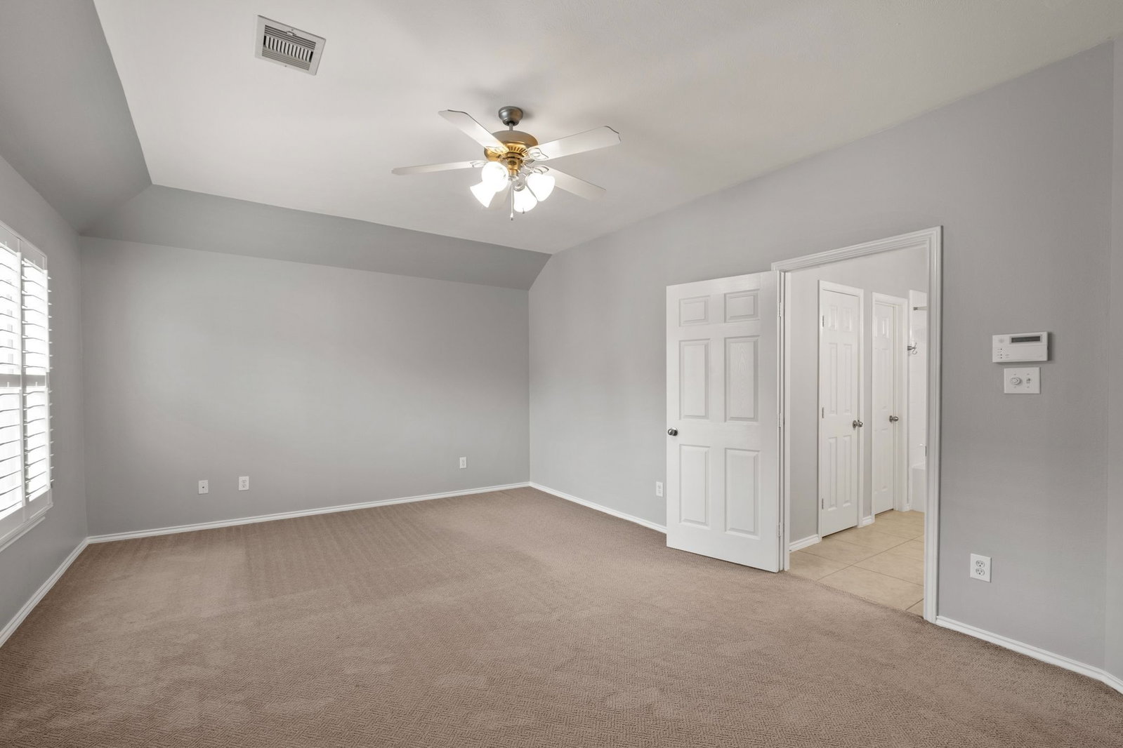 Gallery Image 18