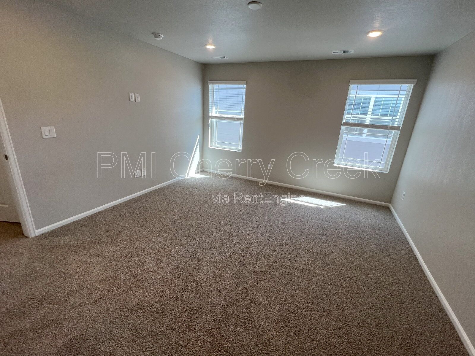Gallery Image 16