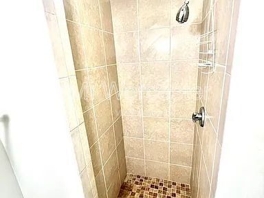 Gallery Image 16