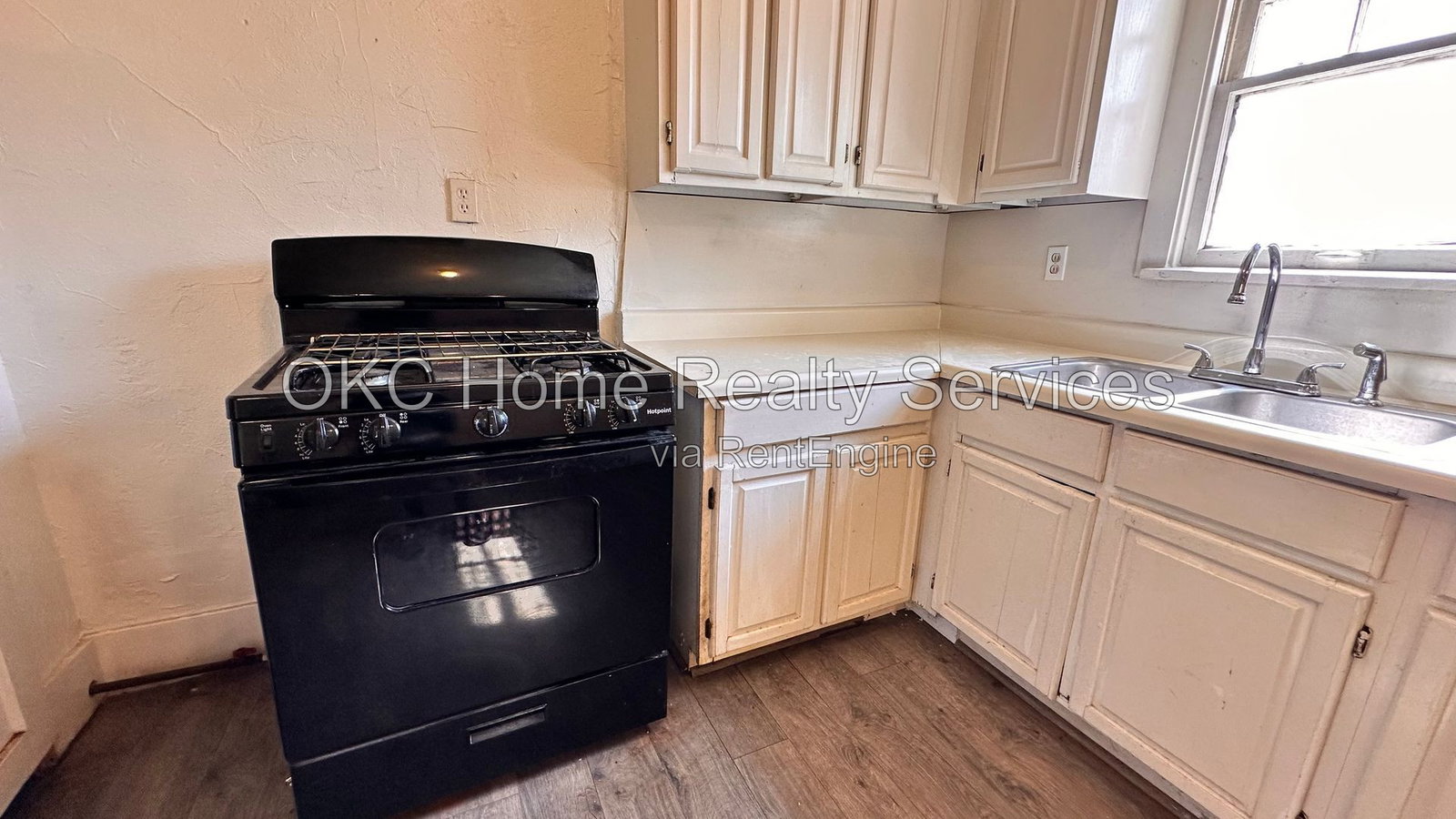 Gallery Image 17