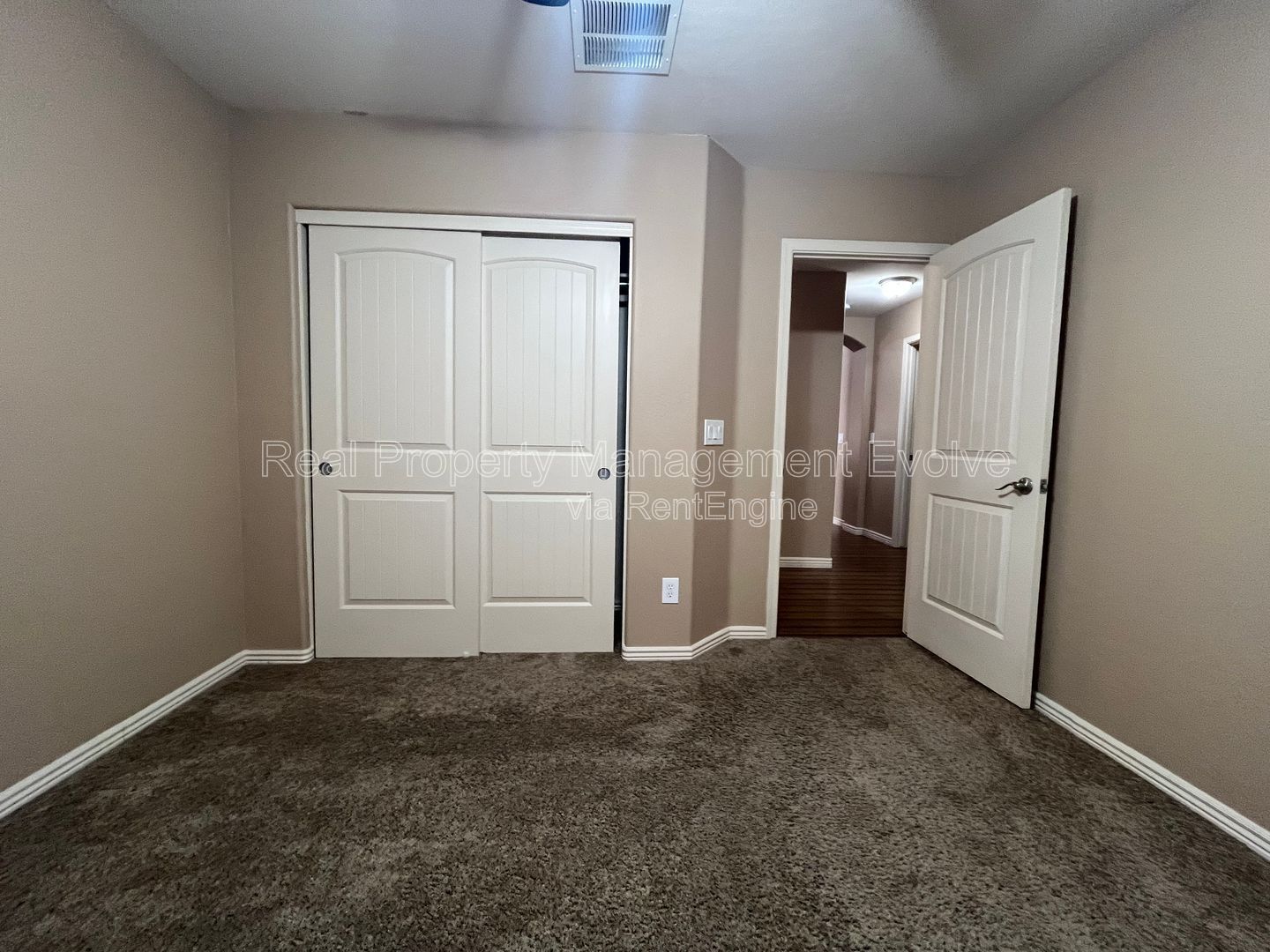Gallery Image 25