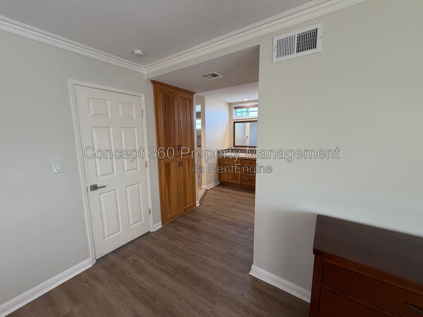 Gallery Image 62