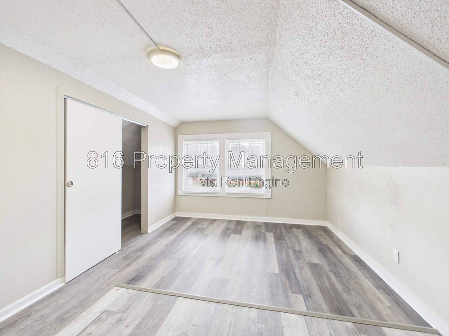Gallery Image 33