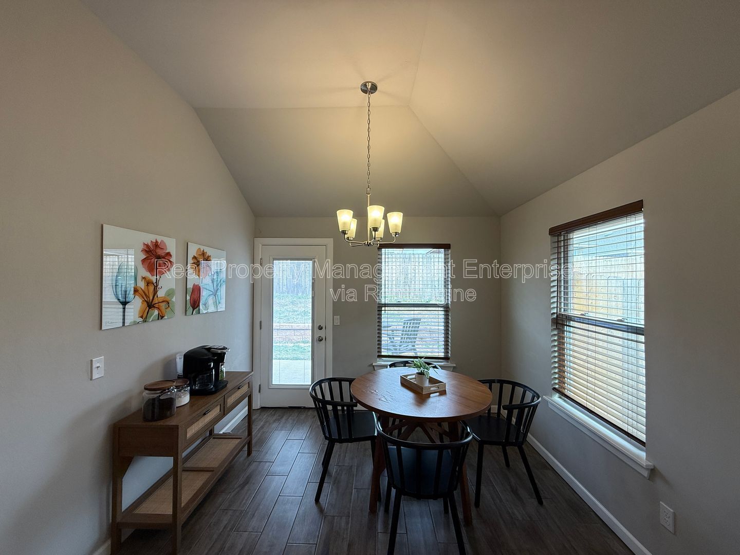 Gallery Image 14
