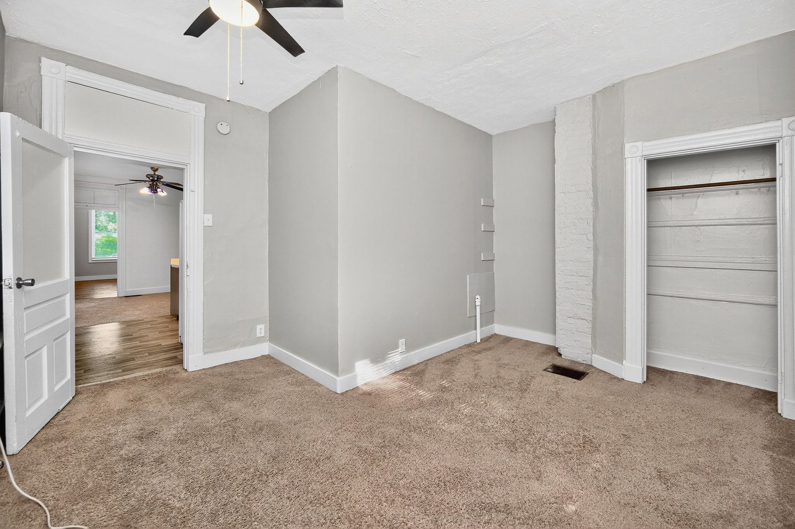 Gallery Image 15