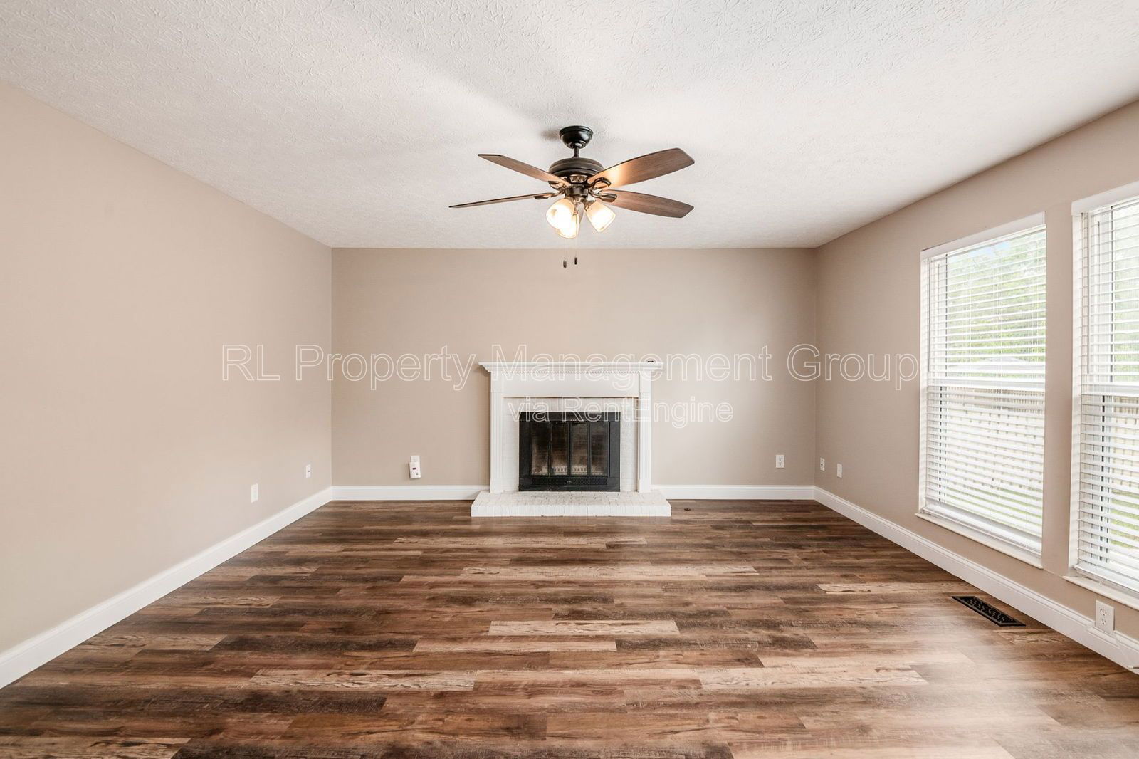 Gallery Image 15