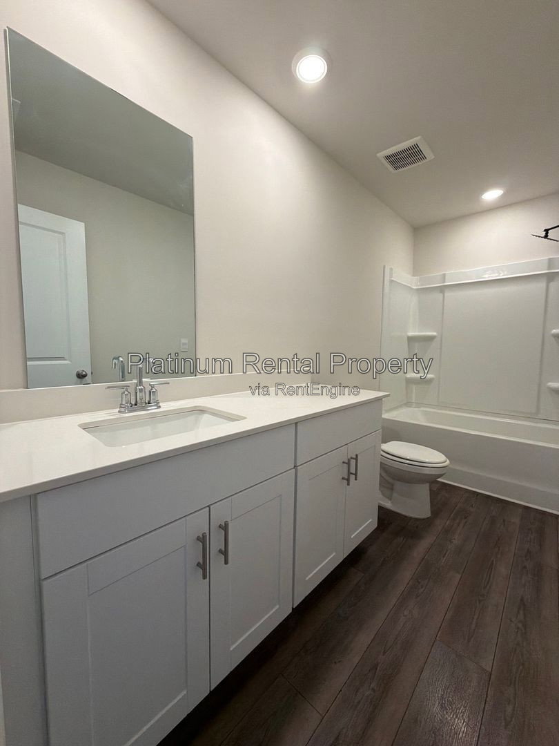 Gallery Image 21