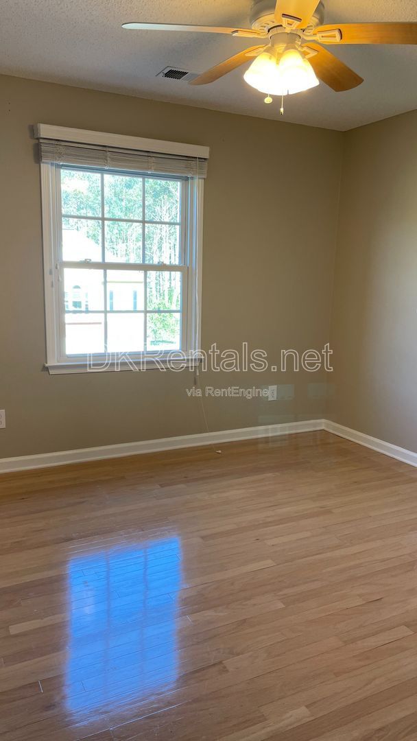 Gallery Image 21