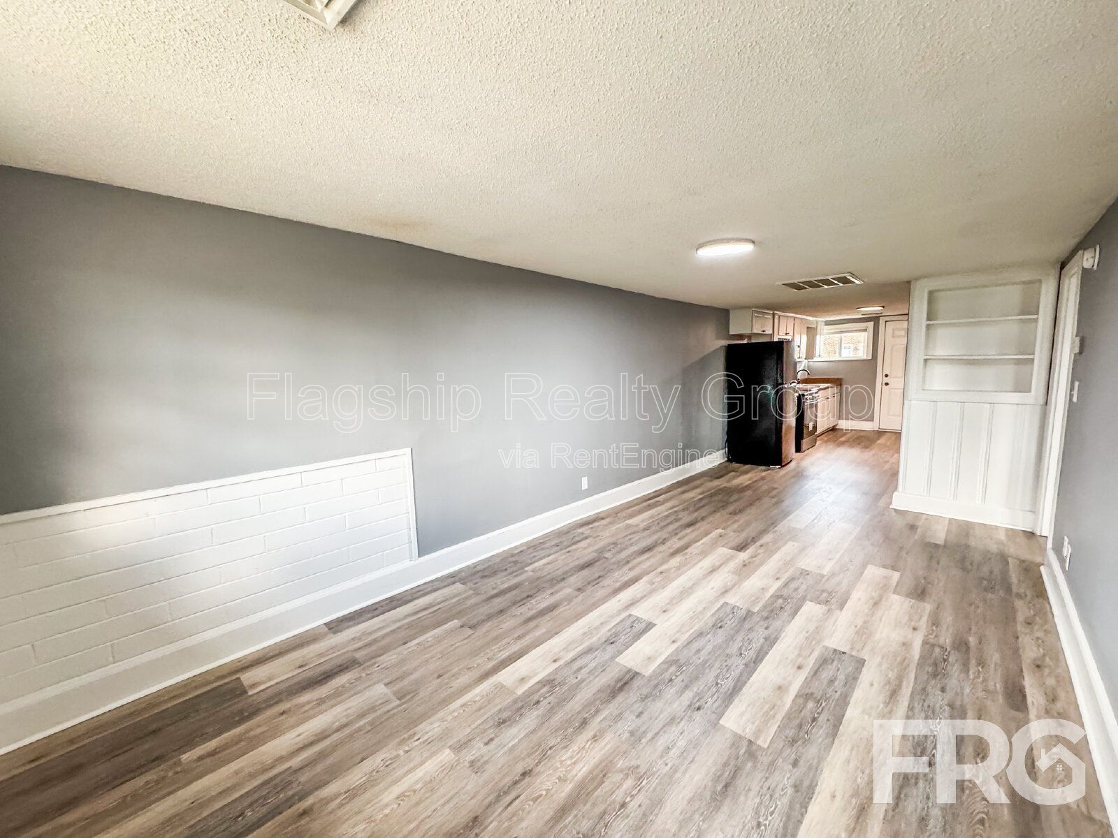 Gallery Image 16