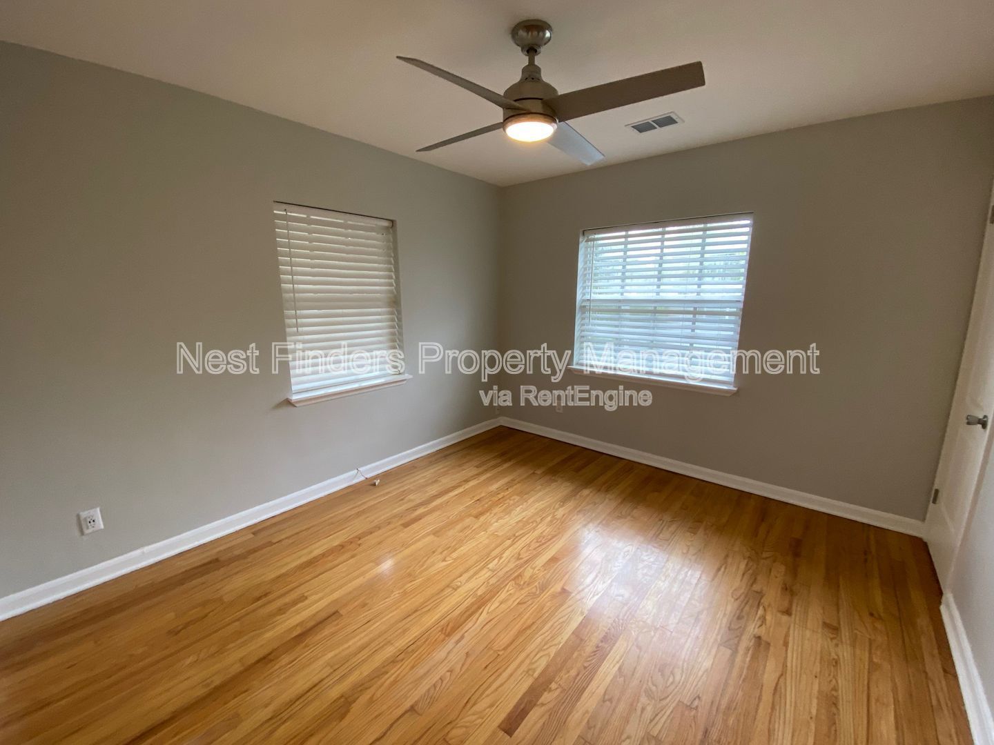 Gallery Image 19