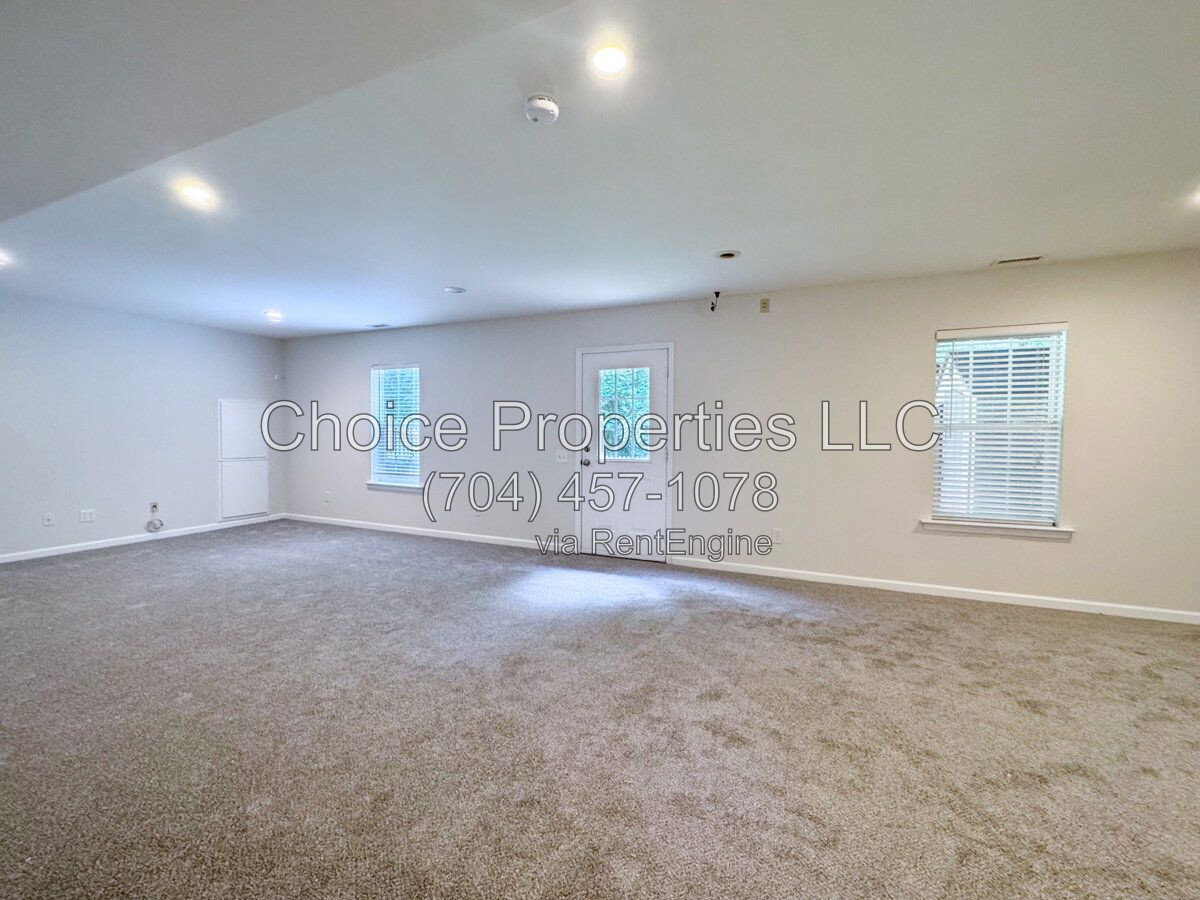 Gallery Image 34