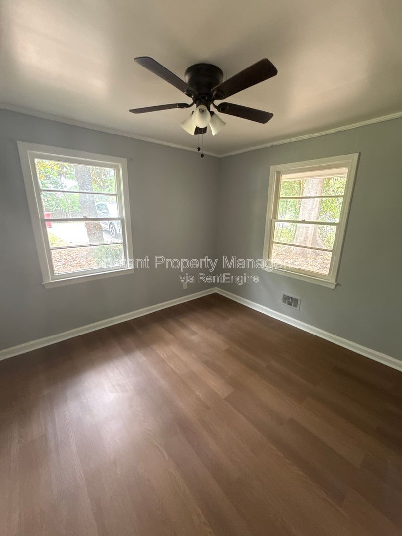 Gallery Image 14
