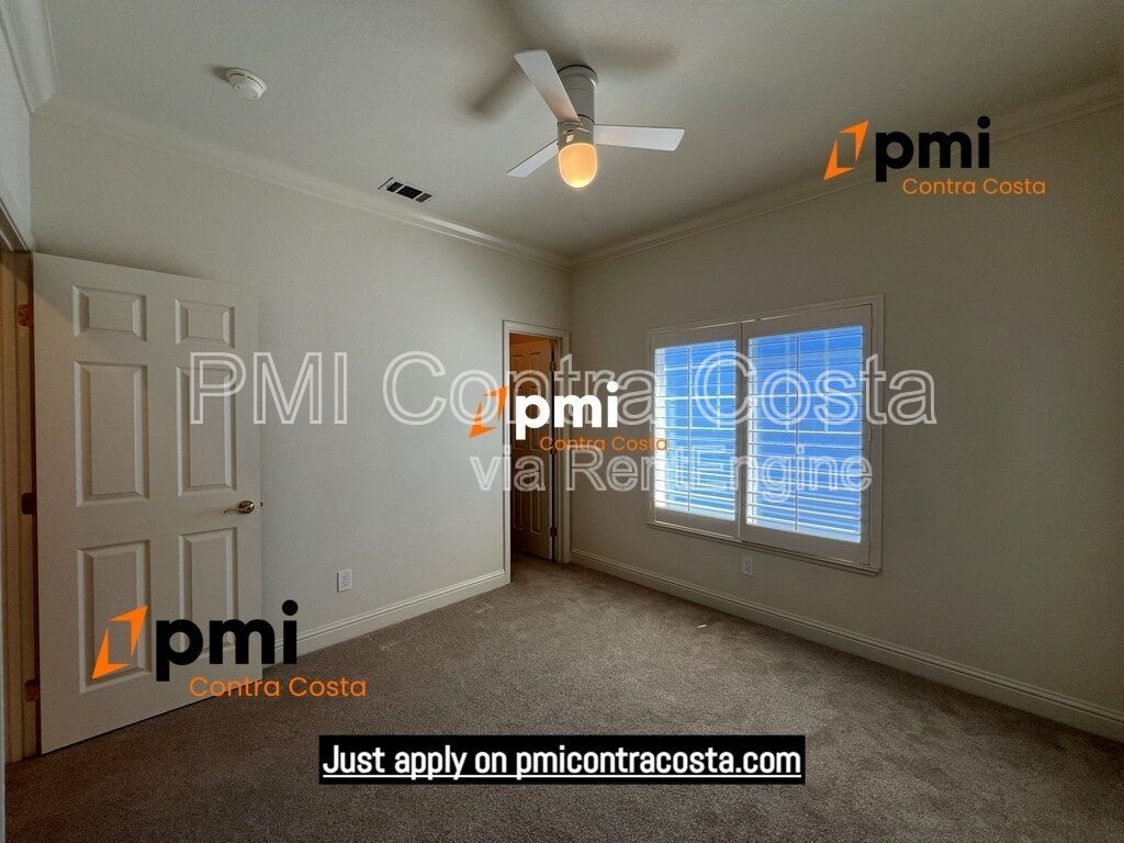 Gallery Image 26
