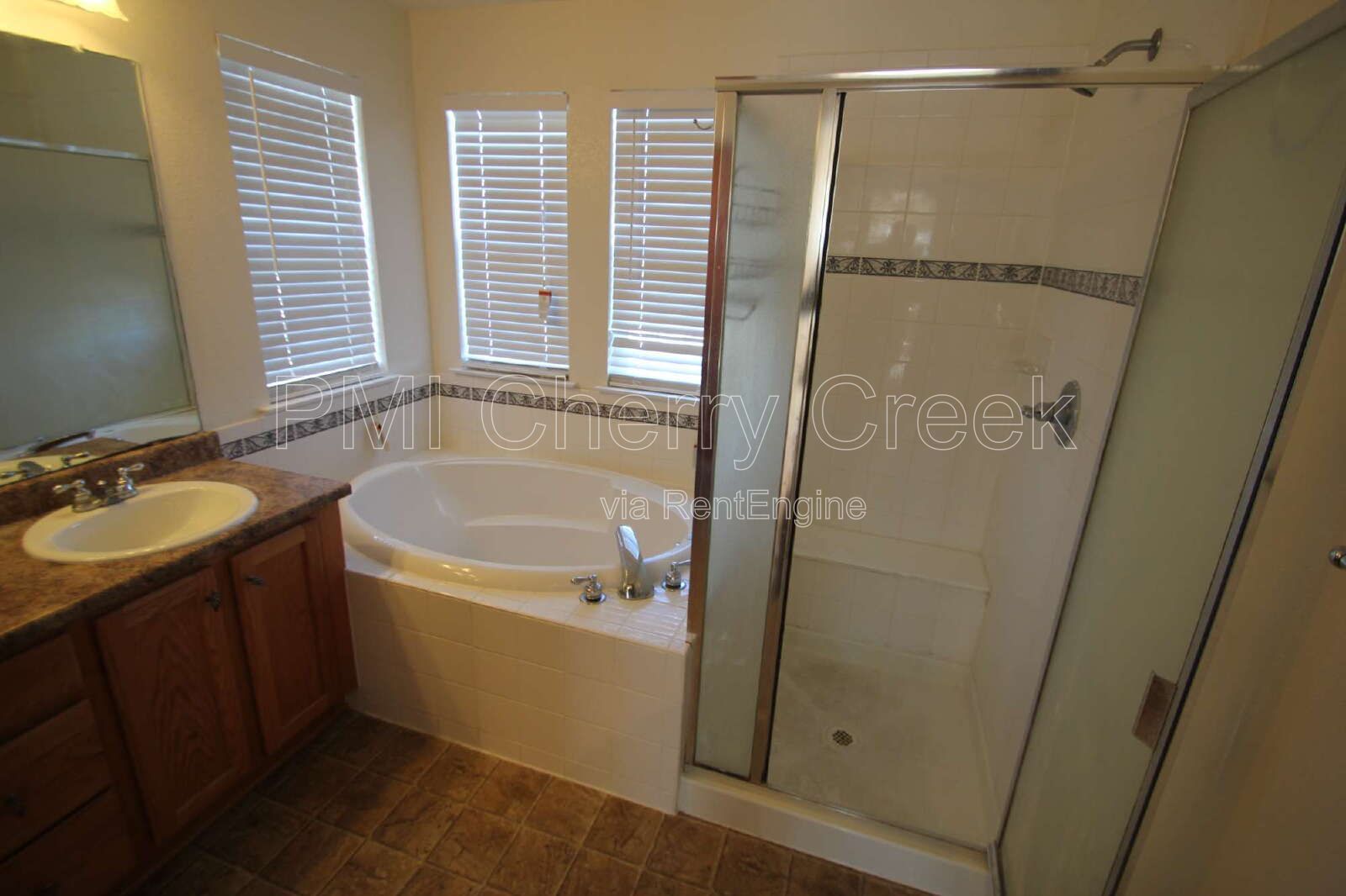 Gallery Image 34