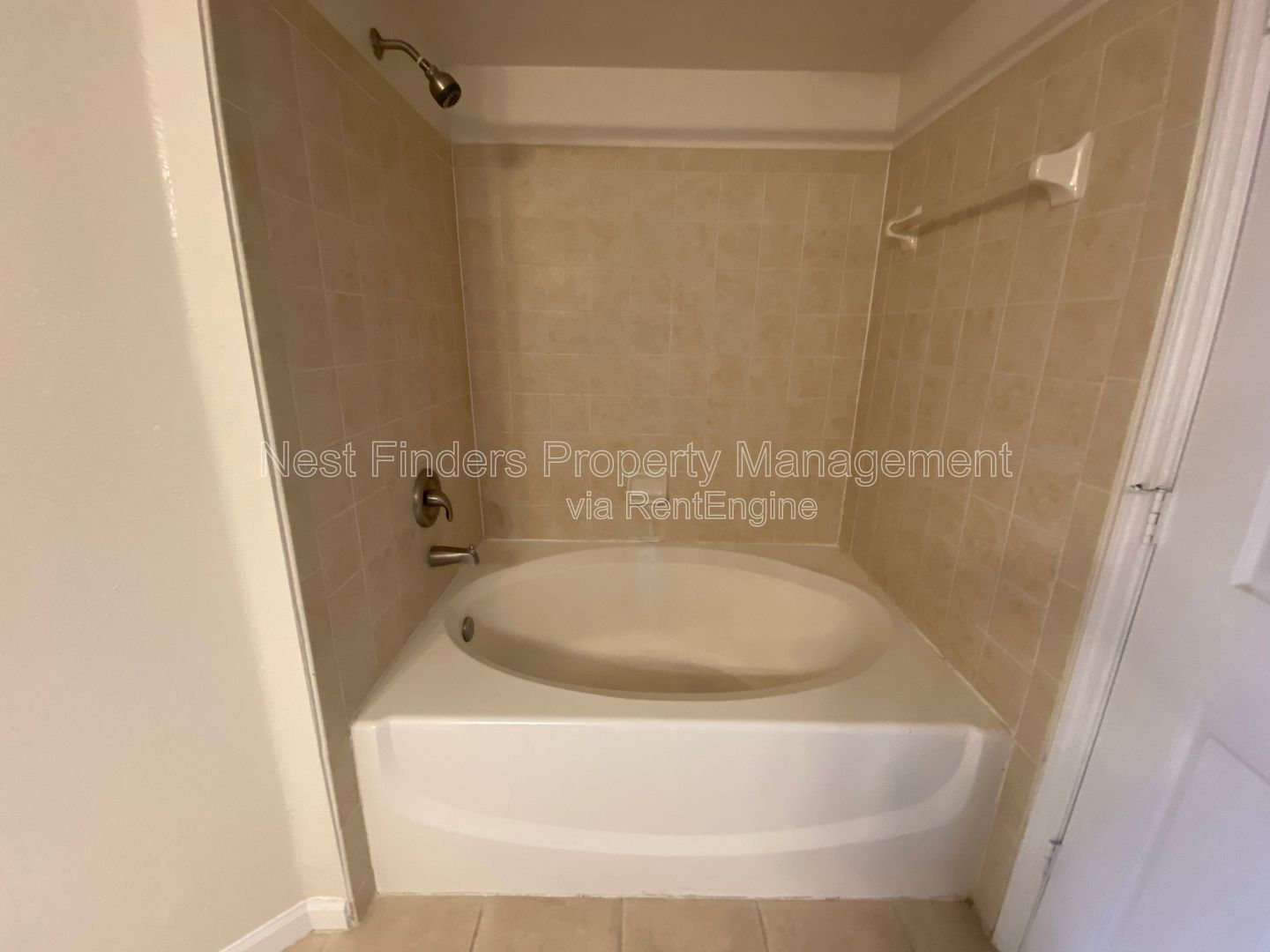 Gallery Image 18