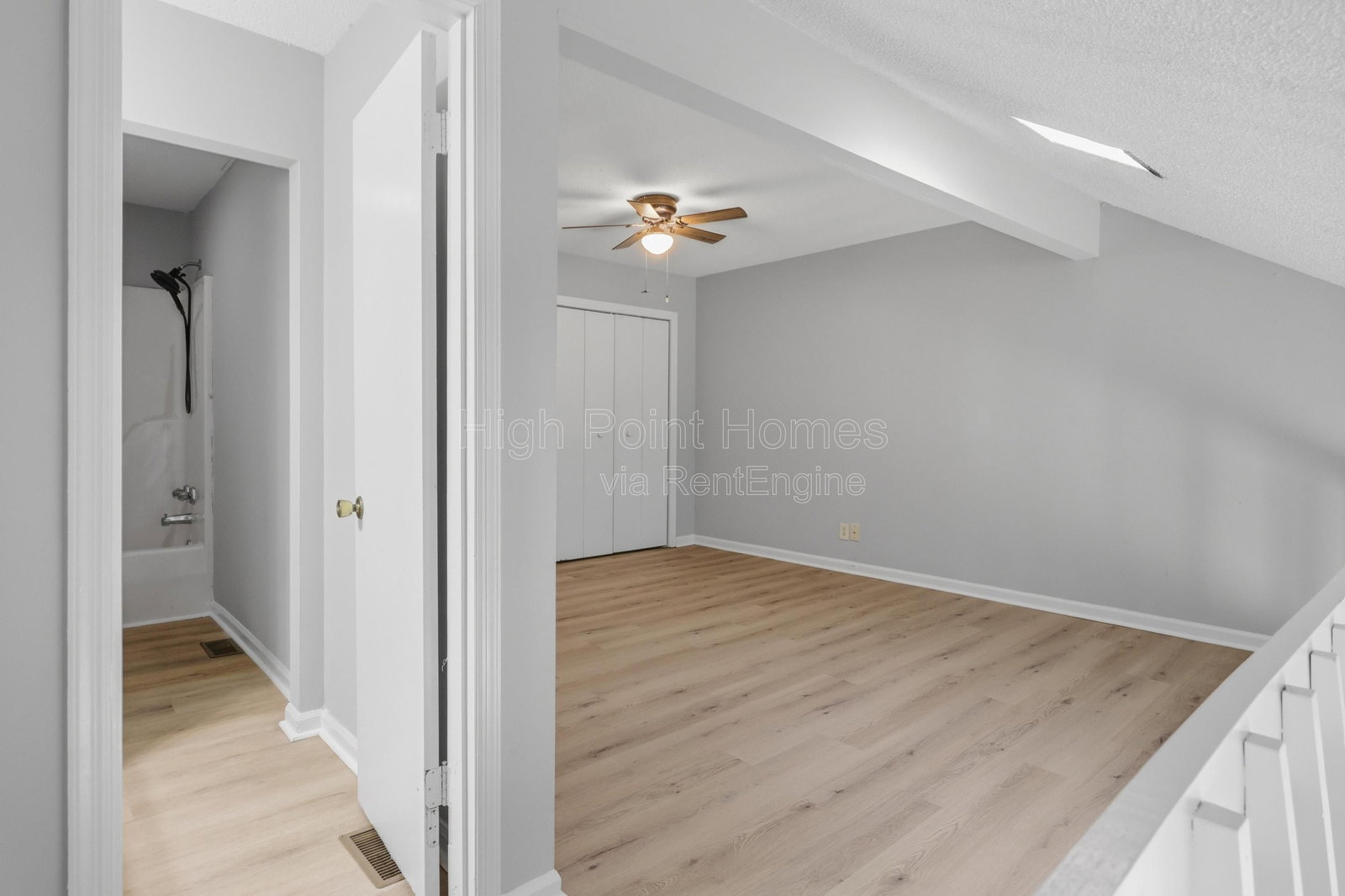 Gallery Image 16