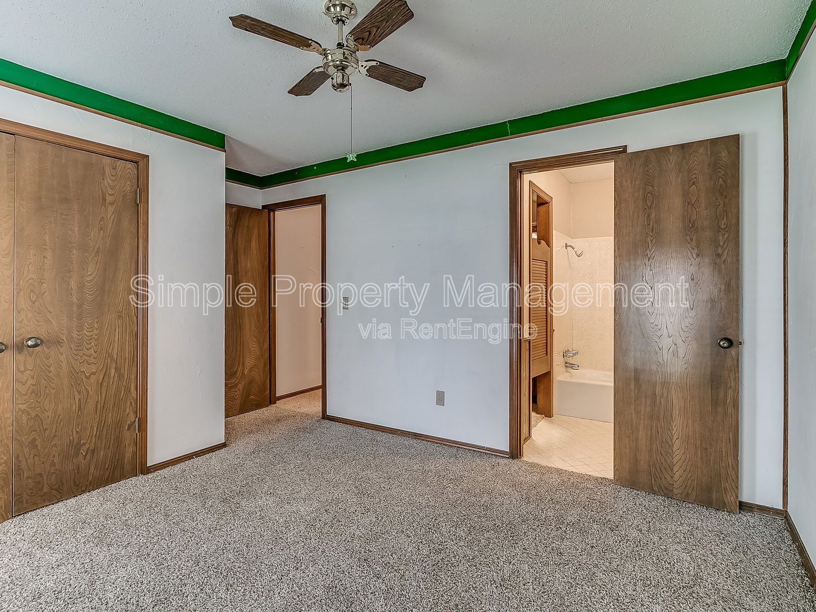 Gallery Image 16