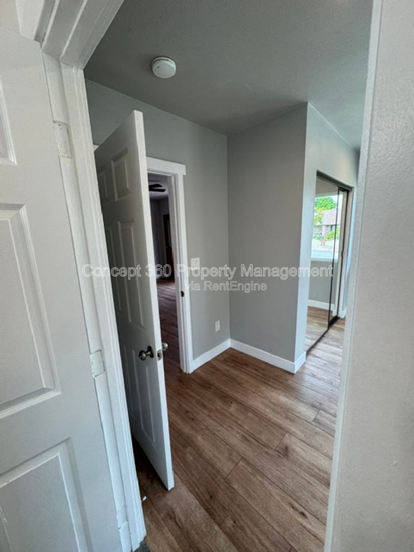 Gallery Image 11