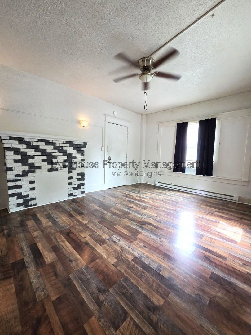 Gallery Image 0
