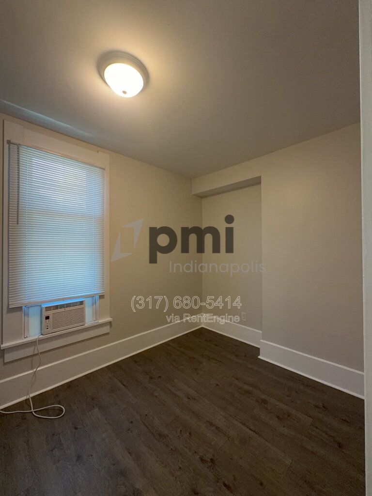 Gallery Image 16