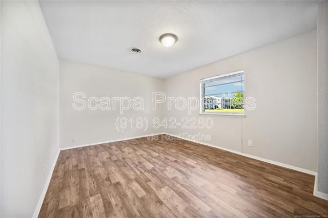 Gallery Image 18