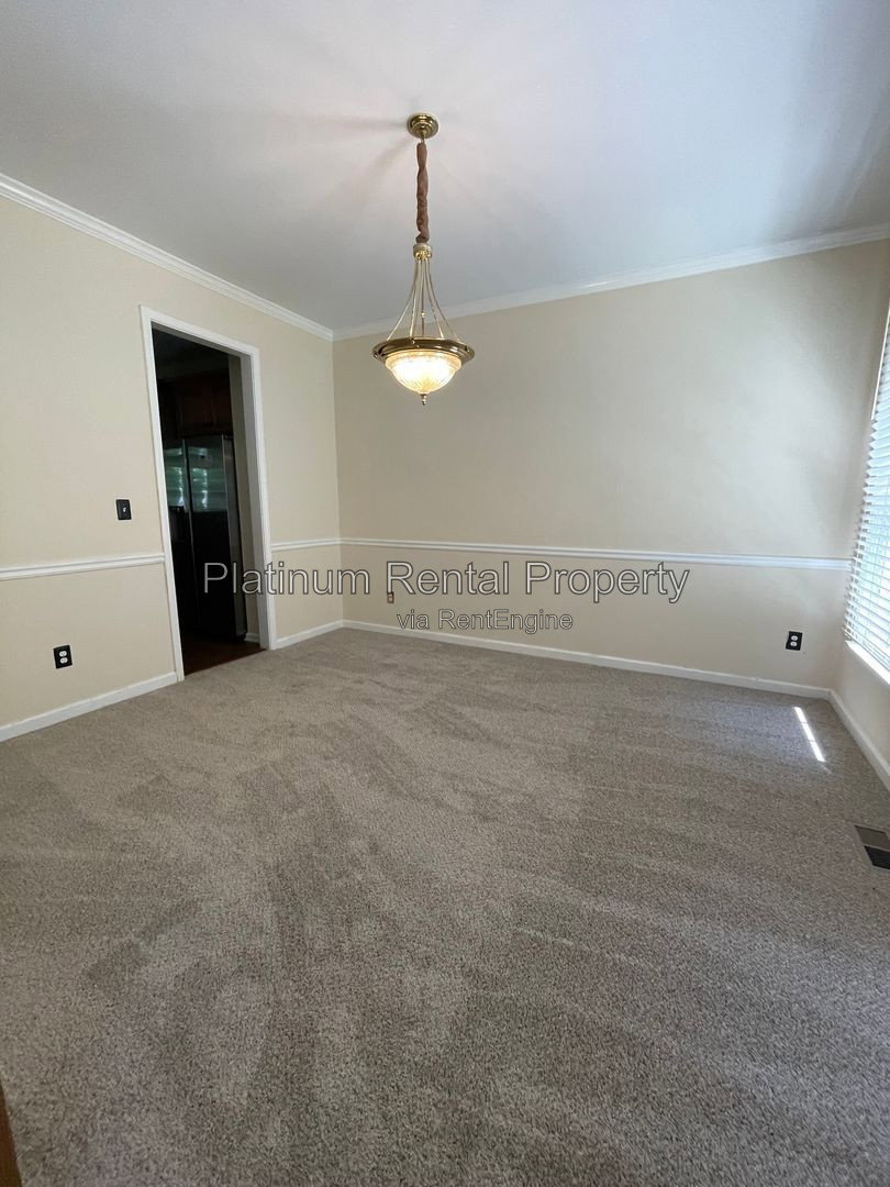 Gallery Image 74