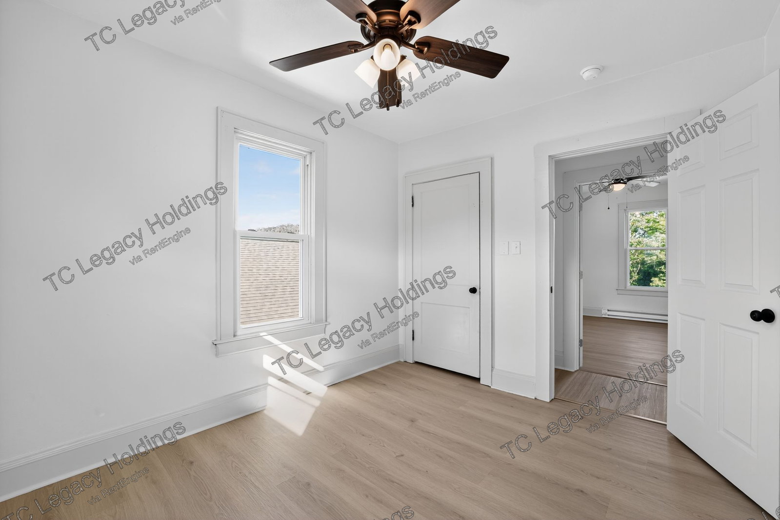 Gallery Image 18