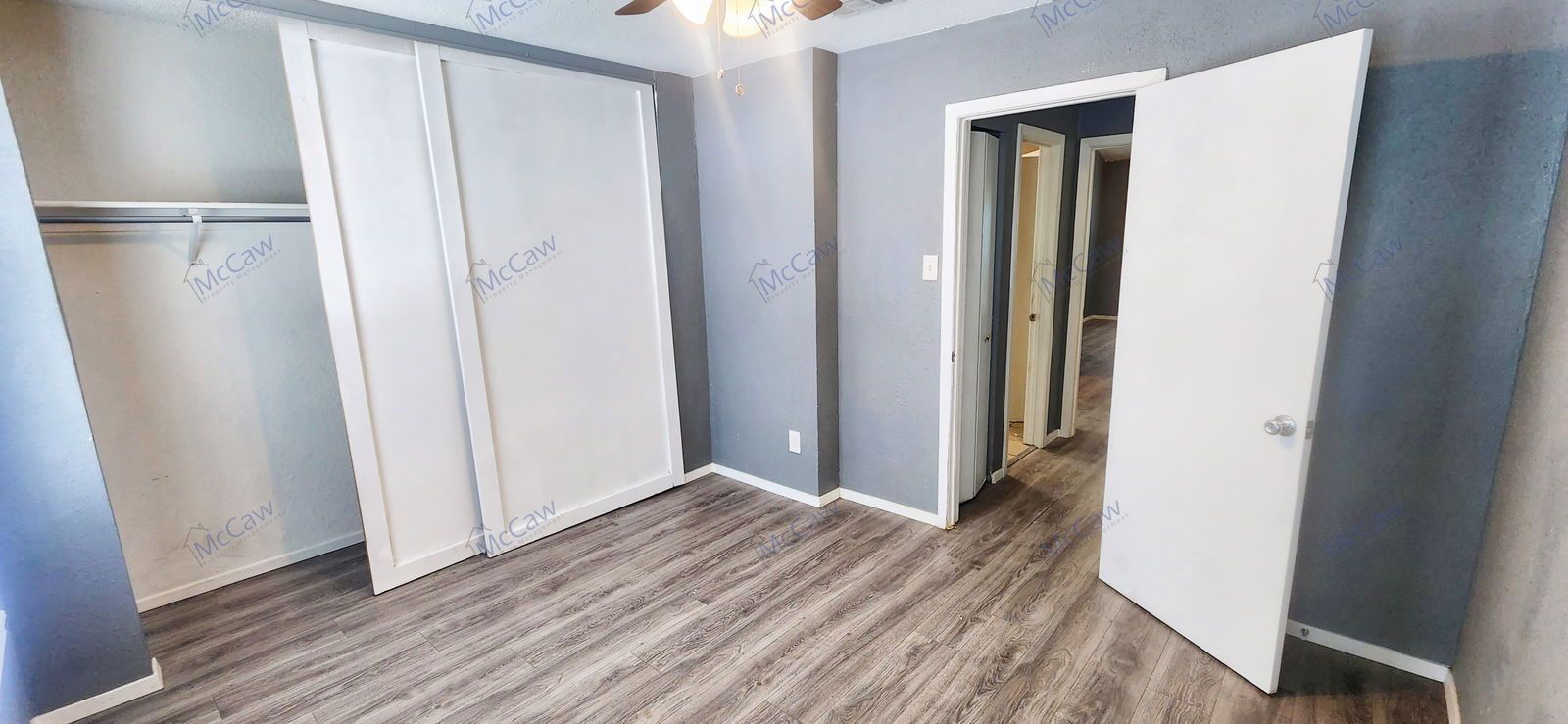 Gallery Image 18