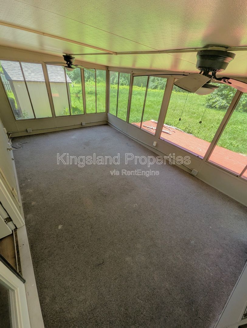 Gallery Image 15